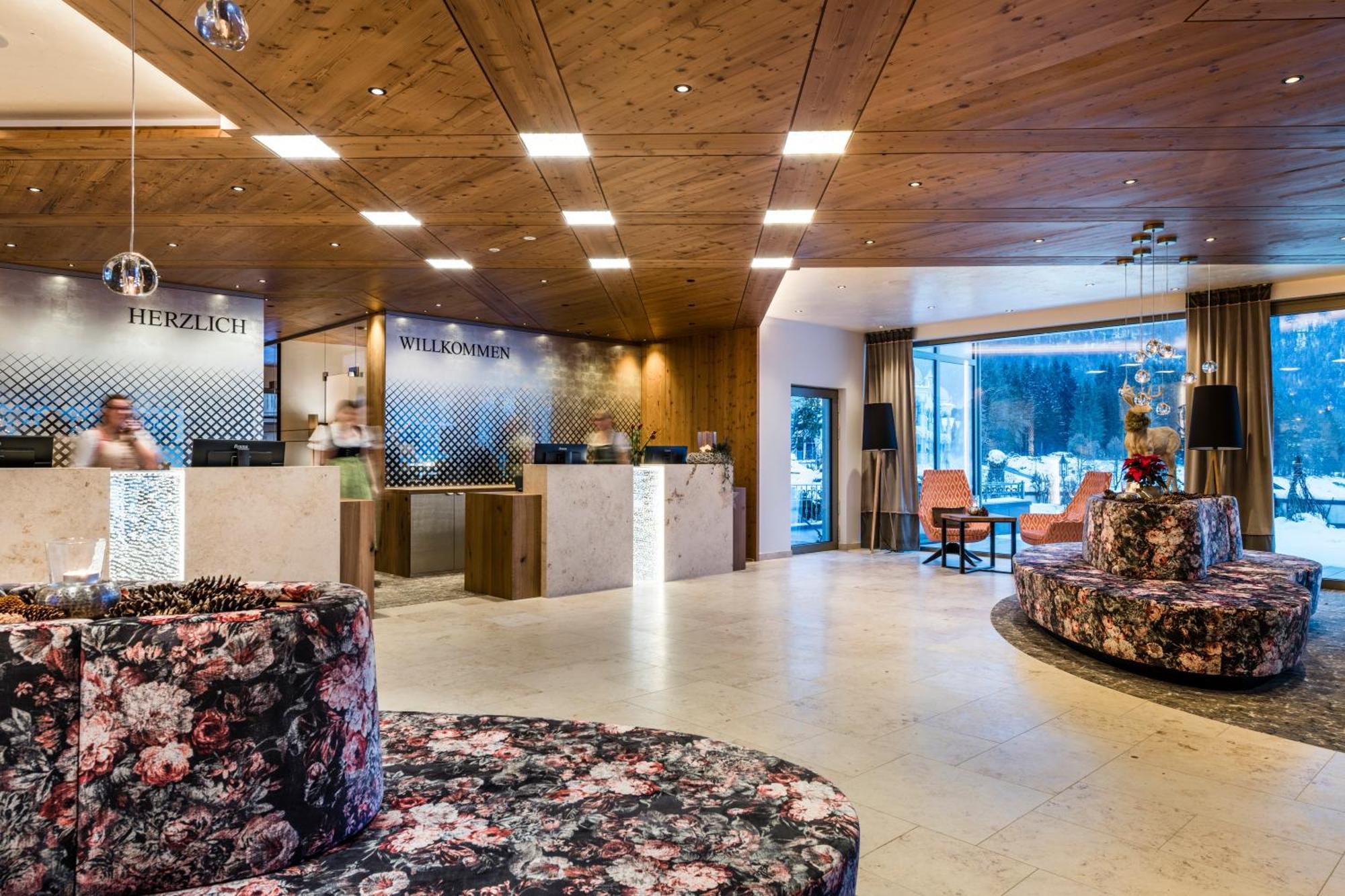 Wohlfuehlresort Peternhof Kössen Extérieur photo